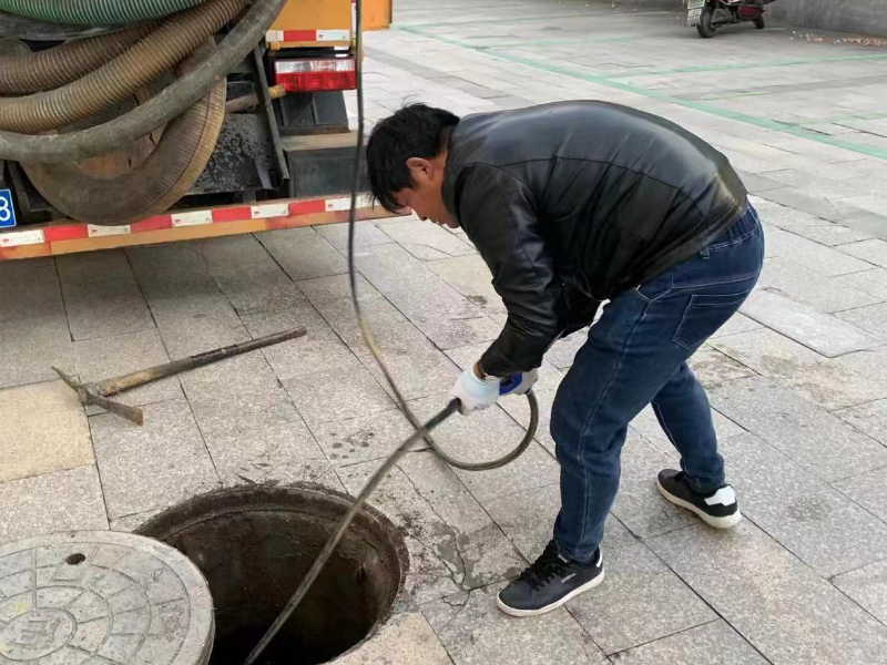 北仑大碶专业低价疏通下水马桶、高压清洗、化粪池清理